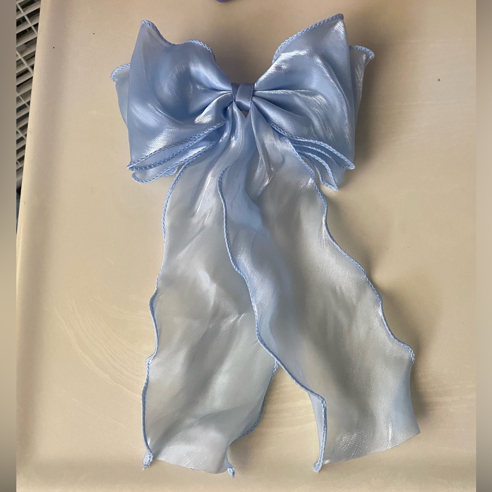 Stunning Large Blue Clip-In Hair Bow – Perfect for Any Occasion!
